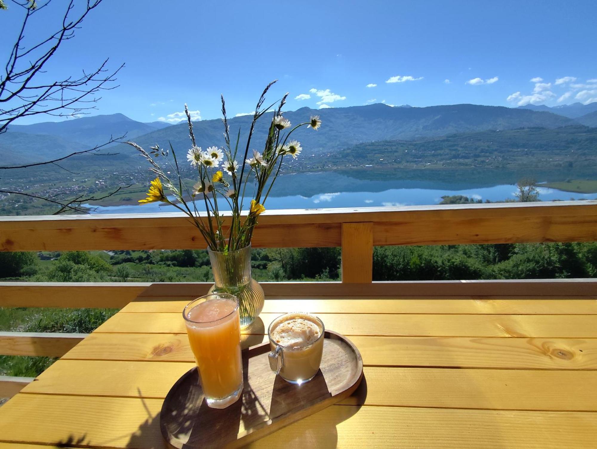 Suncani Brijeg Eco Village Plav Exterior photo